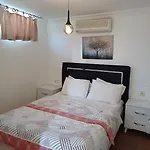 Διαμέρισμα Paddys Apartments, Hisaroenue