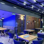 Paddys Apartments, Hisaroenue * Φετιγιέ