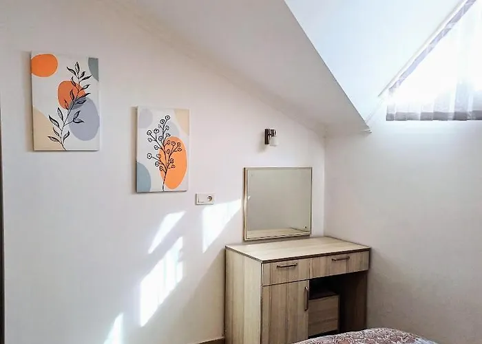 アパート Paddys Apartments, Hisaroenue *