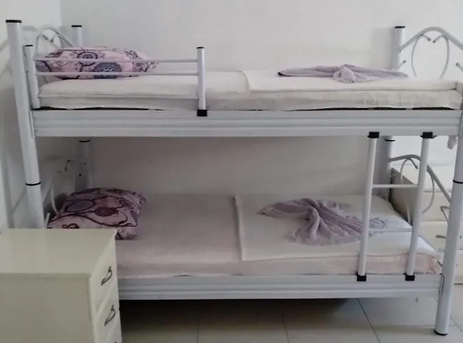 Paddys Apartments, Hisaroenue フェティエ