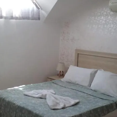 Paddys Apartments, Hisarönü Fethiye