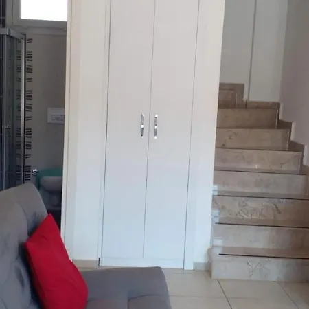 Paddys Apartments, Hisaroenue 公寓 费特希耶