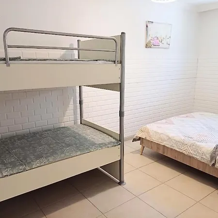 Apartamento Paddys Apartments, Hisaroenue