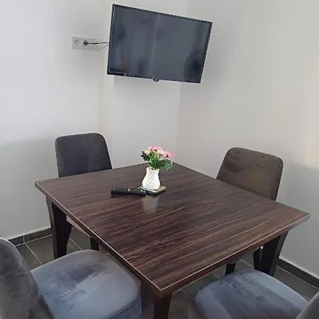 公寓 Paddys Apartments, Hisaroenue 费特希耶