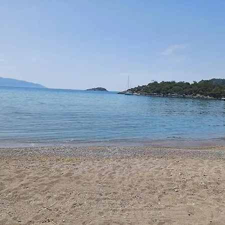 Apartamento Paddys Apartments, Hisaroenue