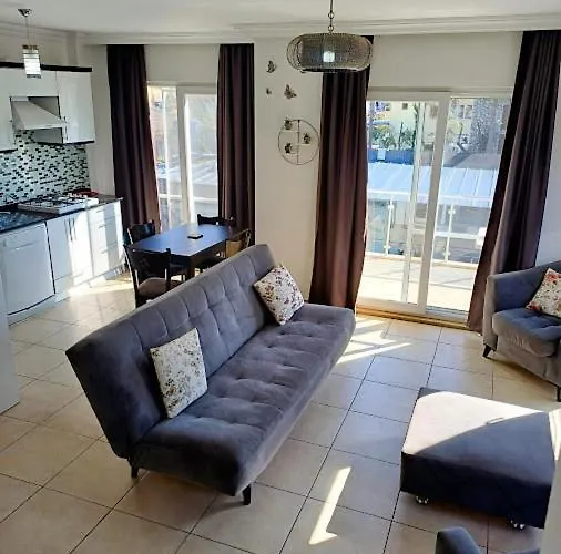 Apartament Paddys Apartments, Hisaroenue