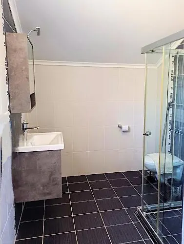 Paddys Apartments, Hisaroenue Apartment *