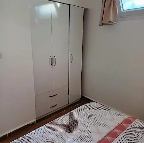 Apartment Paddys Apartments, Hisaroenue