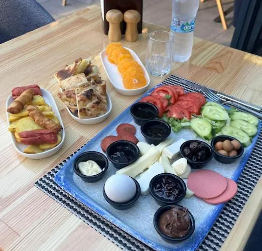 Paddys Apartments, Hisaroenue Апартаменты *